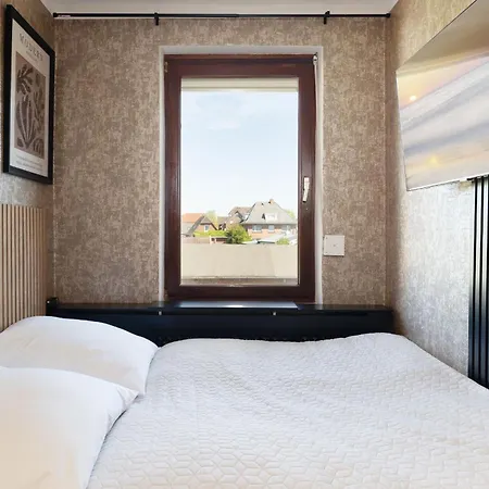 Apartment For Yu